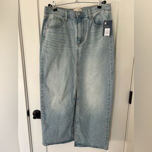 Universal Thread Light Wash Denim Midi Skirt